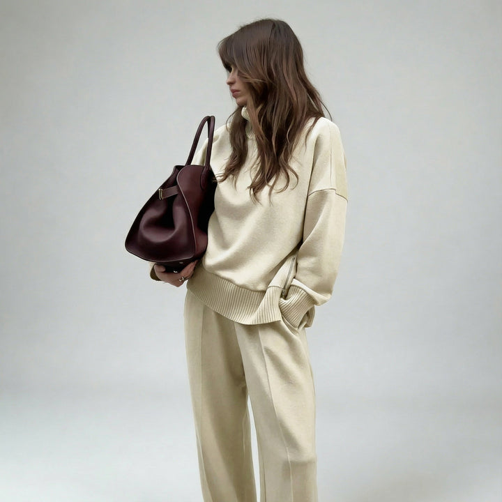 Inès - Pull noir décontracté avec pantalon assorti